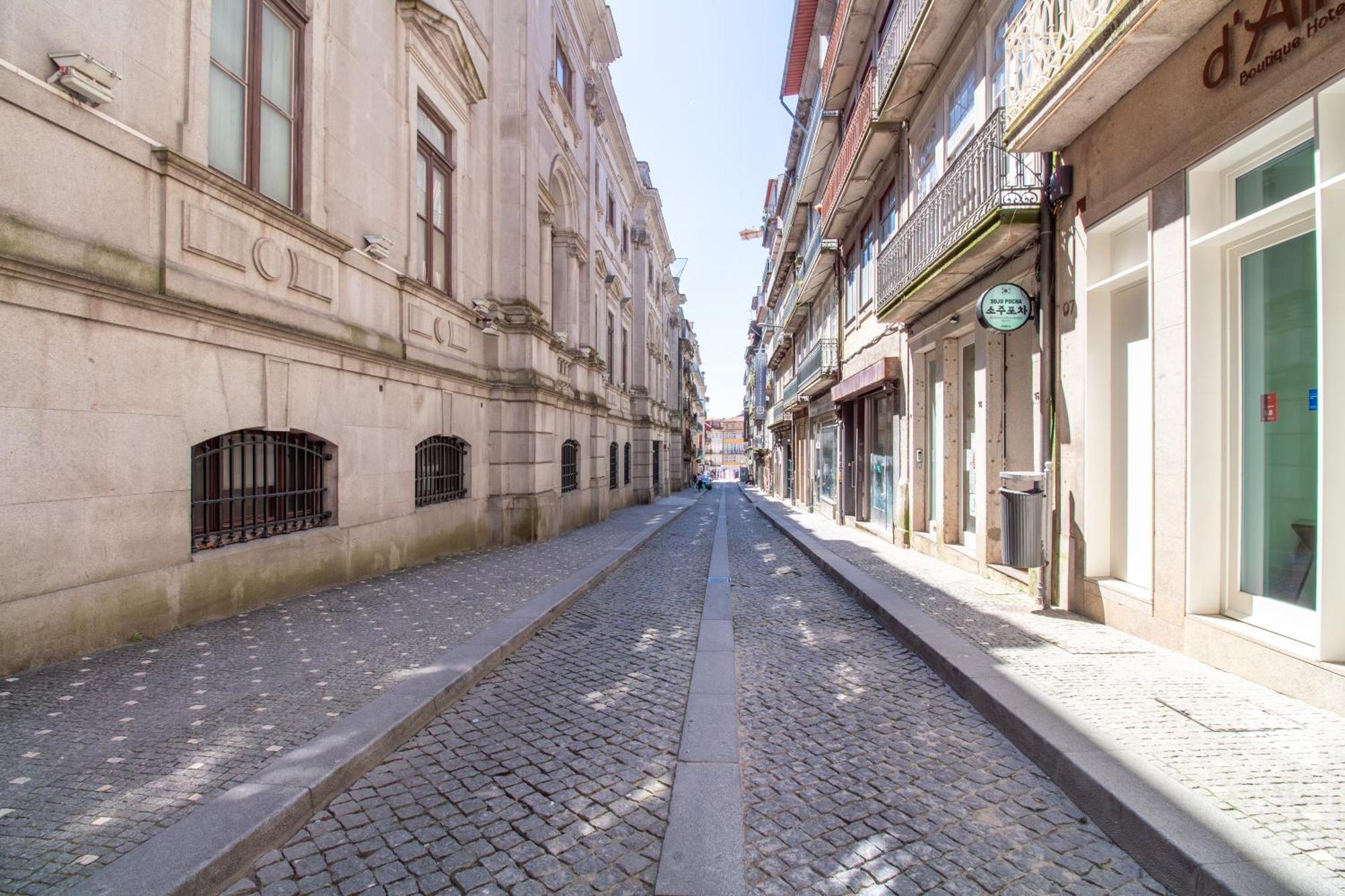 Lovelystay - Dirk Apartment - Almada 4º F Porto Ngoại thất bức ảnh