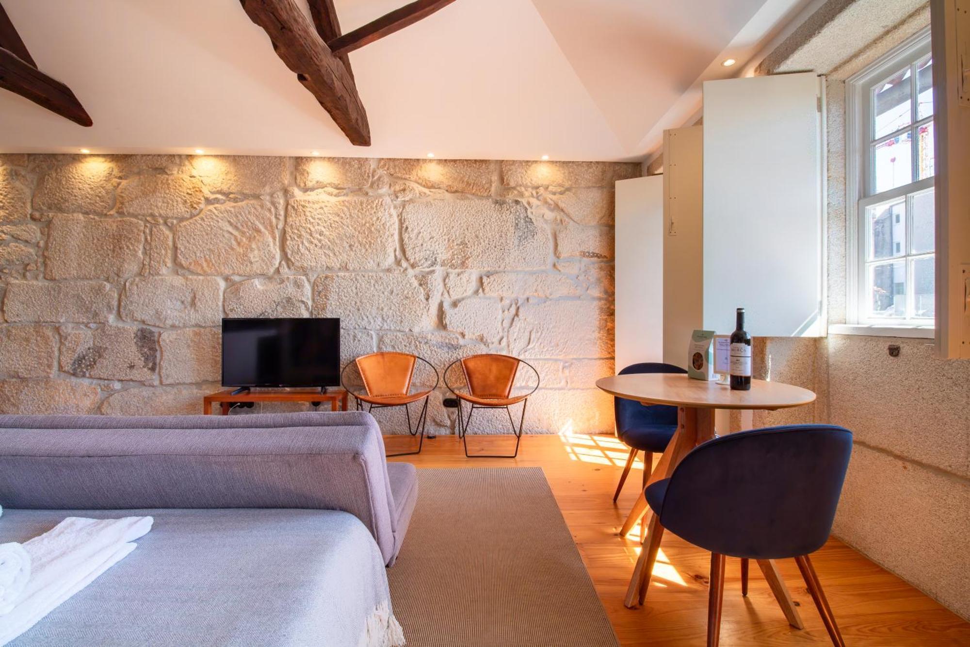 Lovelystay - Dirk Apartment - Almada 4º F Porto Ngoại thất bức ảnh