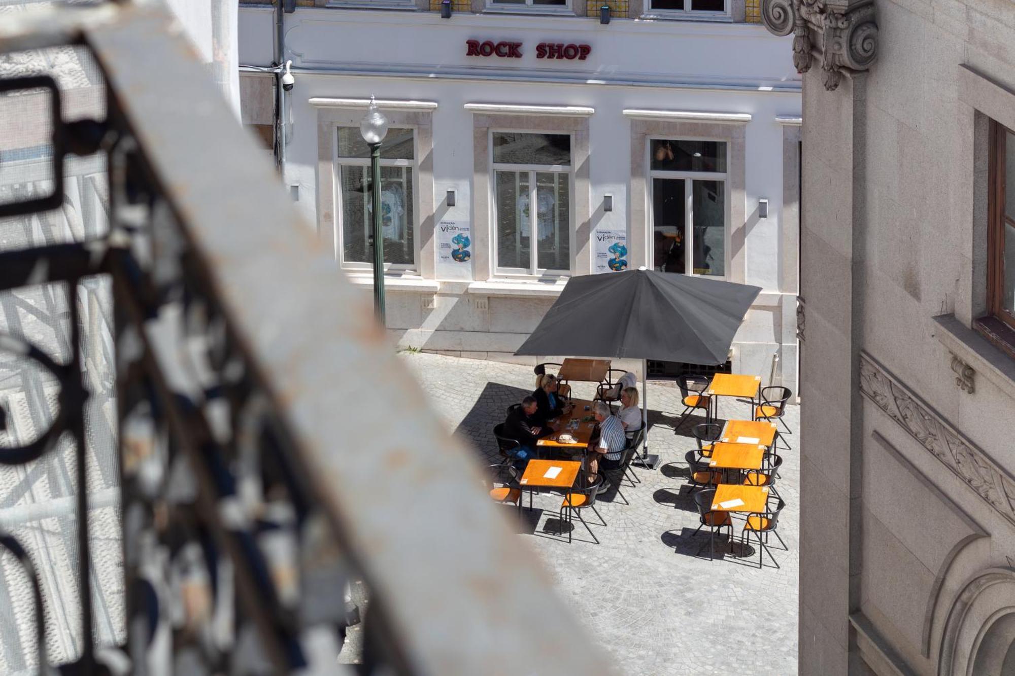 Lovelystay - Dirk Apartment - Almada 4º F Porto Ngoại thất bức ảnh