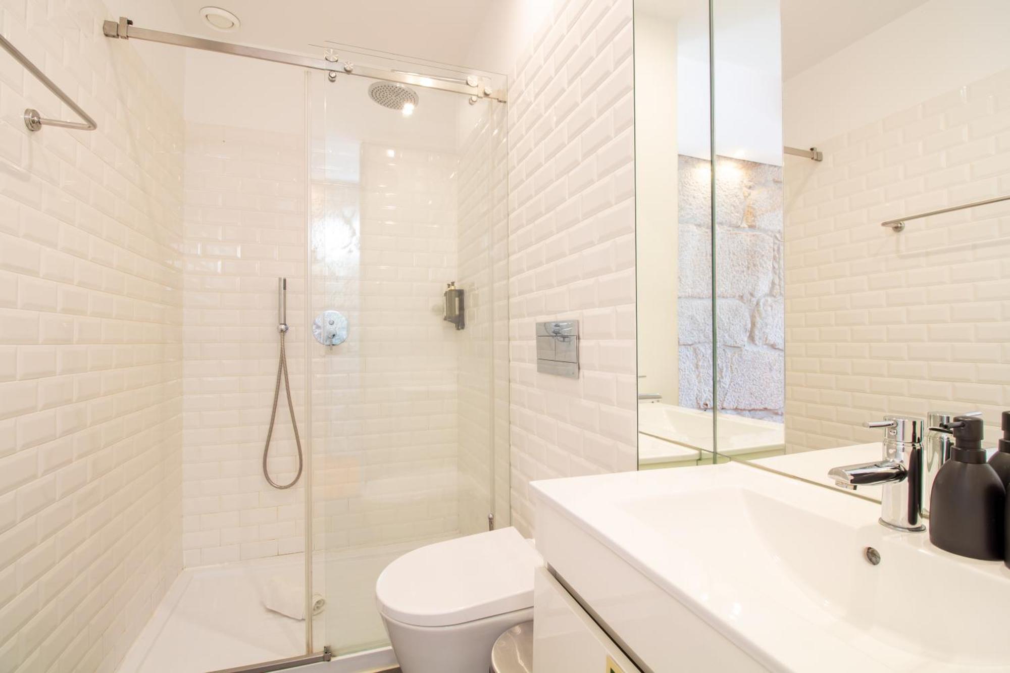 Lovelystay - Dirk Apartment - Almada 4º F Porto Ngoại thất bức ảnh